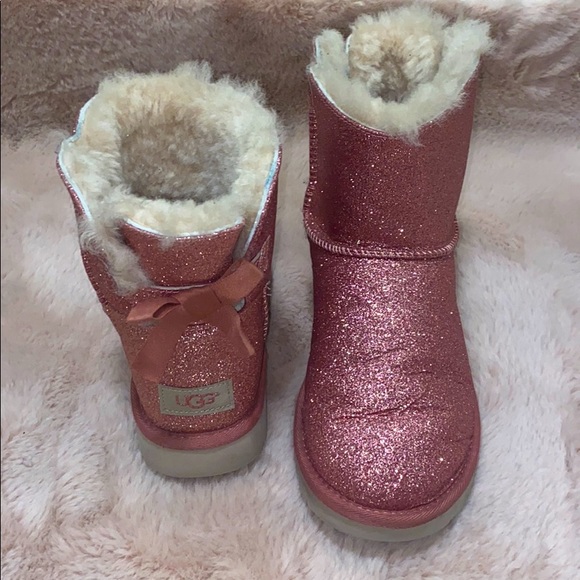 glitter pink uggs
